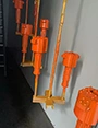 Sistema de perforación con revestimiento concéntrico con bloques
