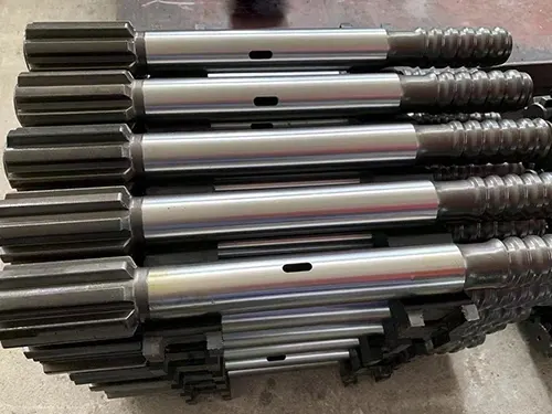 Adaptadores de vástago para martillo en cabeza