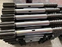 Adaptadores de vástago para martillo en cabeza
